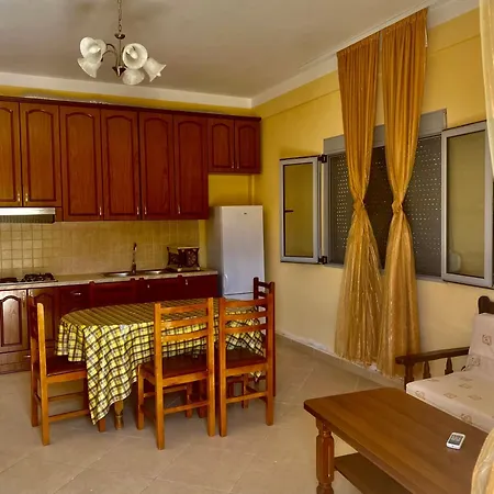 Appartement Tarzani & Restaurant Velipojë